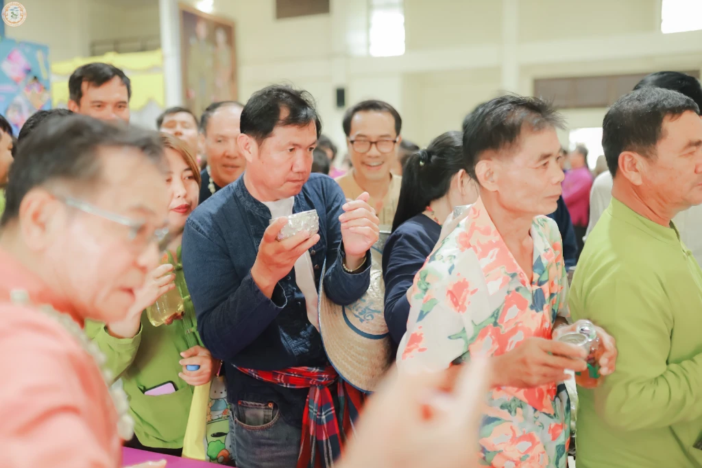 รดน้ำดำหัวนายอำเภอ-481.jpg_1745149047.webp